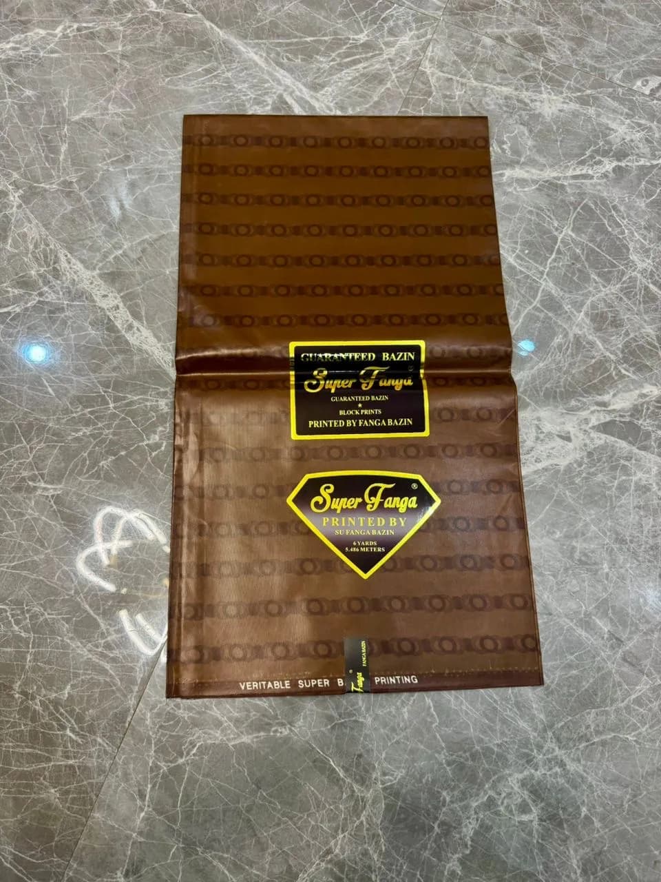 Bazin Super Fanga - Tissu qualité supérieur marron - Image 1