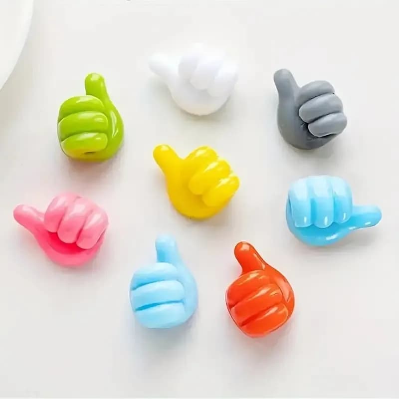 Crochets muraux sous forme de pouce - Image 1