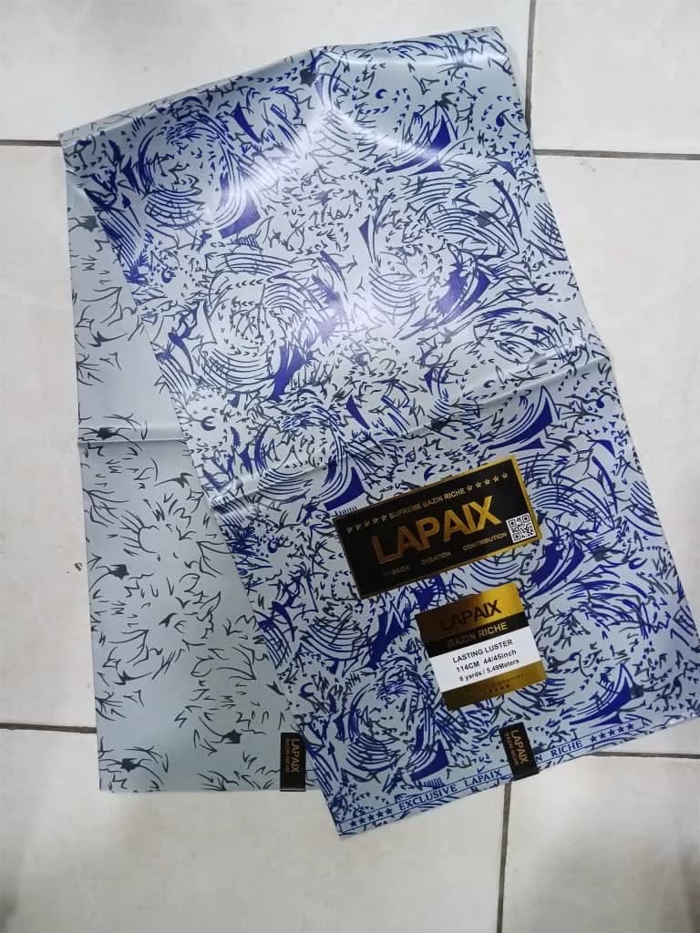 Bazin Super Fanga - Tossu de qualité supérieur gris-bleu roi - Image 1
